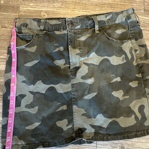 Soft Camouflage stretch Skirt Celebrity Pink